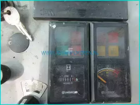 Vierwegestapler 2007  Combilift C 8000 4-way 8000kg + forkpositioner (9)