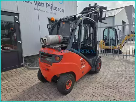 Empilhador a gás 2012  Linde H30T-01 2012 triplex6.45m+freelift+sideshift (10)
