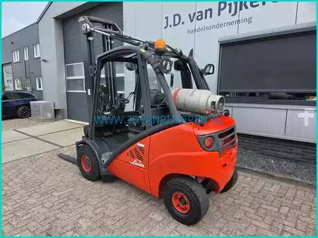 Empilhador a gás 2012  Linde H30T-01 2012 triplex6.45m+freelift+sideshift (3)