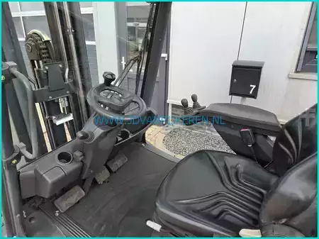 Empilhador a gás 2012  Linde H30T-01 2012 triplex6.45m+freelift+sideshift (4)