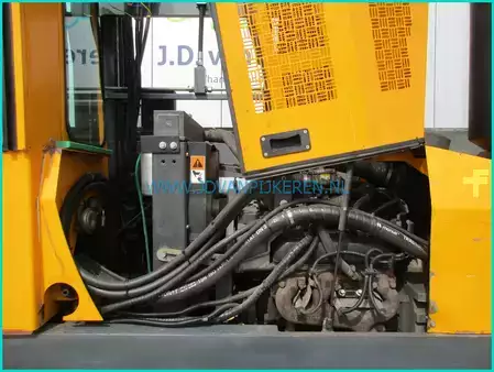 Čtyřcestný vysokozdvižný vozík 2007  Combilift C8000 4-way+wide bord+forkpositioner 8000kg! (20)