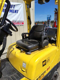 Propane Forklifts 2006  Hyster H40FTS (7)