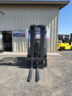 Propane Forklifts 2004  Daewoo GC25E-3 (2)