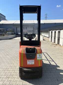 Vertical order pickers 2018  Toyota OME100NW (1)
