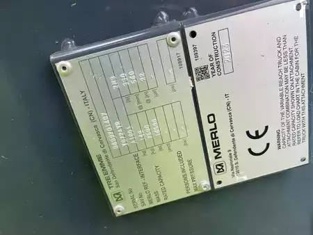 Chariots téléscopiques fixes 2010  Merlo P 72.10 (7)