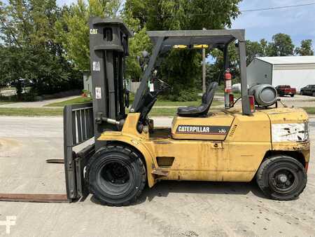 Diesel Forklifts 2000  CAT Lift Trucks GP45 (1)