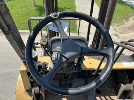 Diesel Forklifts 2003  CAT Lift Trucks DP40 (7)