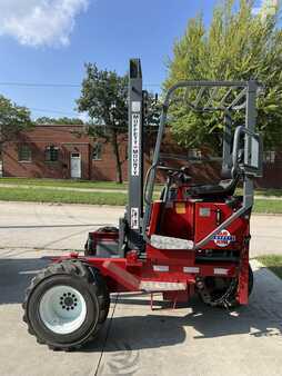 Truck Mounted Forklift 2005  Moffett M5500 (1)