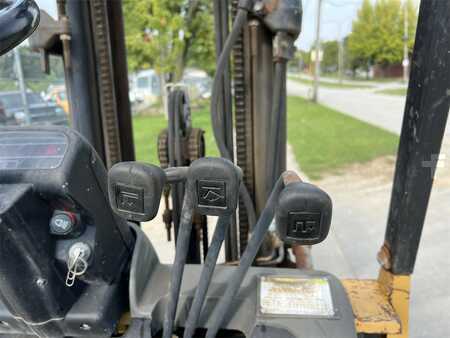 Carretilla elevadora diésel 2003  CAT Lift Trucks GP25K (4)