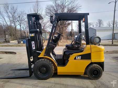 Wózki widłowe diesel 2014  CAT Lift Trucks 2P5000 (1)