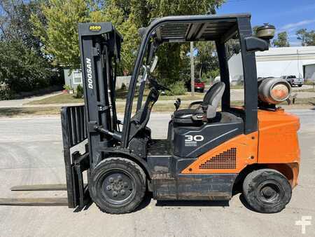 Carretilla elevadora diésel 2017  Doosan G30N-7 (1)