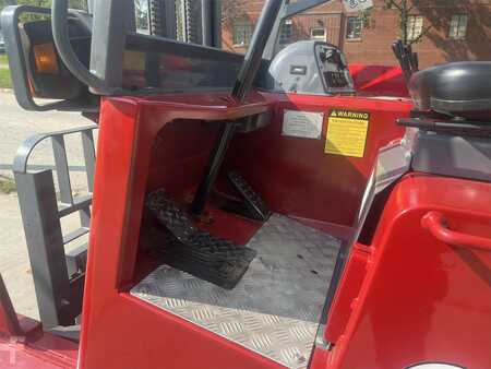 Truck Mounted Forklift 2005  Moffett M50 (6)