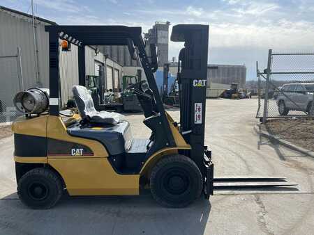 Diesel Forklifts 2014  CAT Lift Trucks 2P5000 (3)