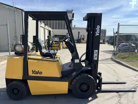 Diesel Forklifts 1999  Yale GLP050TG (3)