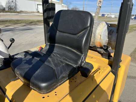 Diesel Forklifts 1999  Yale GLP050TG (9)