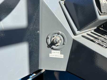 Truck Mounted Forklift 2003  Princeton E2-3RX (8)