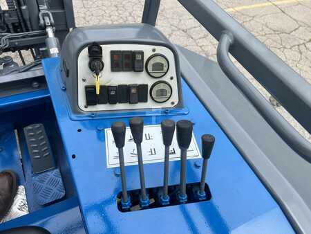 Truck Mounted Forklift 2014  Princeton PB50X (18)