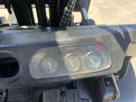 Diesel Forklifts 2013  Doosan D40S-5 (14)