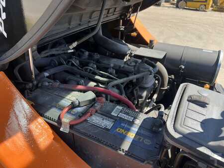 Diesel Forklifts 2013  Doosan D40S-5 (17)