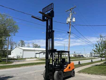Diesel Forklifts 2013  Doosan D40S-5 (5)