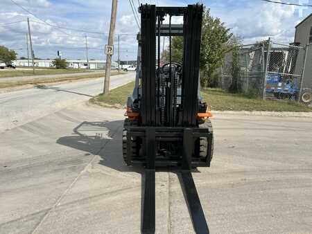 Diesel Forklifts 2010  Toyota 7FGU35 (4)