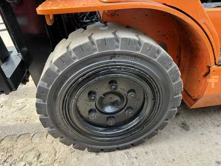 Diesel Forklifts 2010  Toyota 7FGU35 (9)