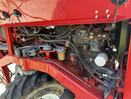Moffett M5500