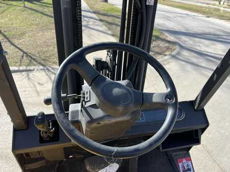 Diesel Forklifts 1999  Yale GLP050TG (11)
