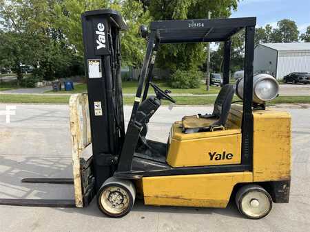 Diesel Forklifts 1990  Yale GLC050DE (1)