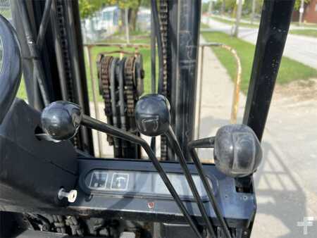 Diesel Forklifts 1990  Yale GLC050DE (10)