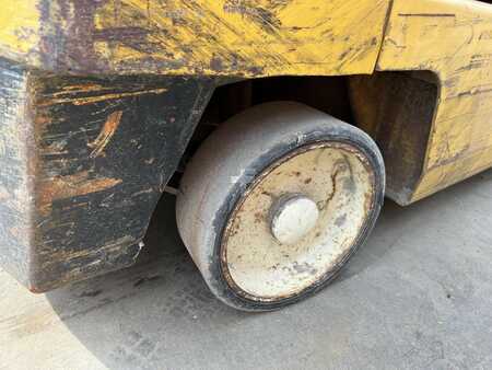 Diesel Forklifts 1990  Yale GLC050DE (7)