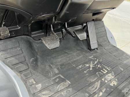 Diesel Forklifts 2014  Toyota 8FGU30 (10)