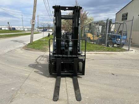 Diesel Forklifts 2014  Toyota 8FGU30 (4)