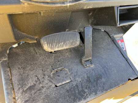 Diesel Forklifts 1999  Yale GLP050TG (10)
