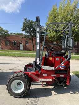 Truck Mounted Forklift 2005  Moffett M5500 (1)