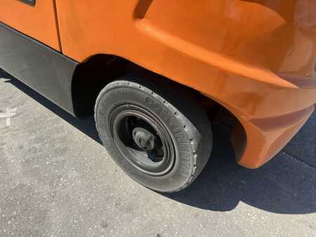 Diesel heftrucks 2013  Doosan D40S-5 (9)