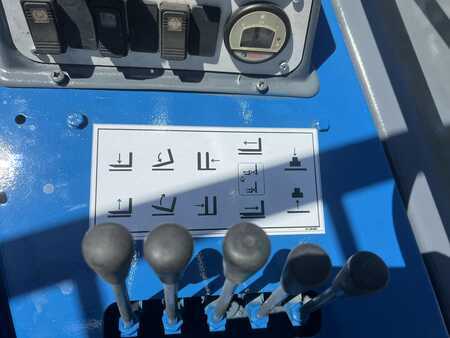 Truck Mounted Forklift 2013  Princeton PB50 (19)