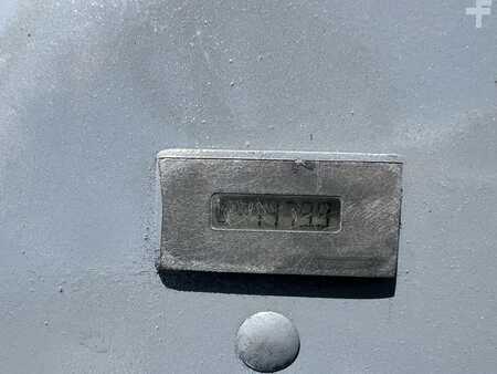 Truck Mounted Forklift 2013  Princeton PB50 (20)