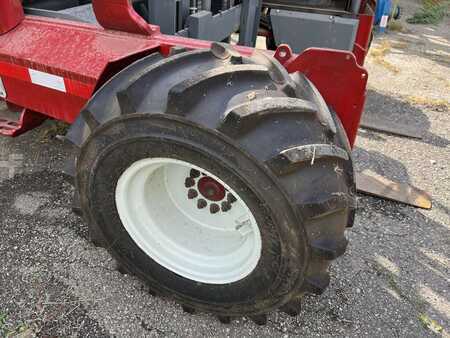 Truck med førersetet 2005  Moffett M50 (10)