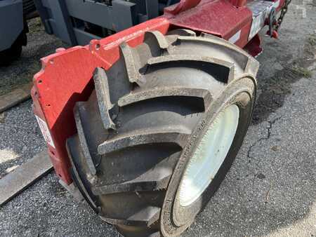 Truck med førersetet 2005  Moffett M50 (9)
