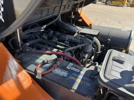Diesel gaffeltruck 2013  Doosan D40S-5 (17)