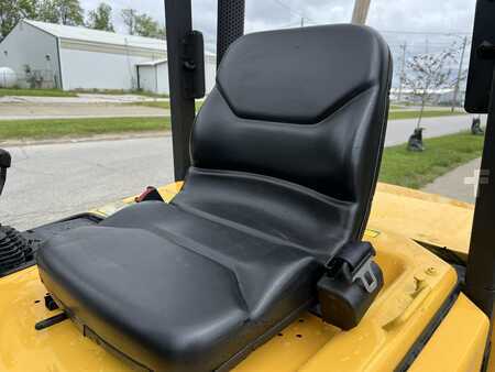 Diesel Forklifts 2005  Yale GDP060TG (9)