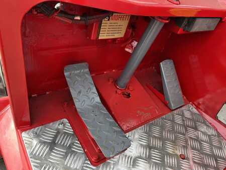 Truck Mounted Forklift 2012  Moffett M55.4 (18)