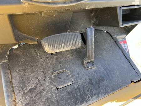 Diesel Forklifts 1999  Yale GLP050TG (10)