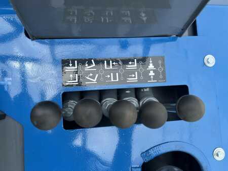 Truck Mounted Forklift 2004  Princeton PB50 (14)