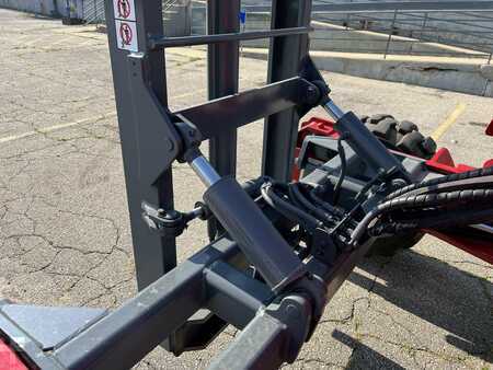 Carretilla autoportante 2013  Moffett M55 (8)