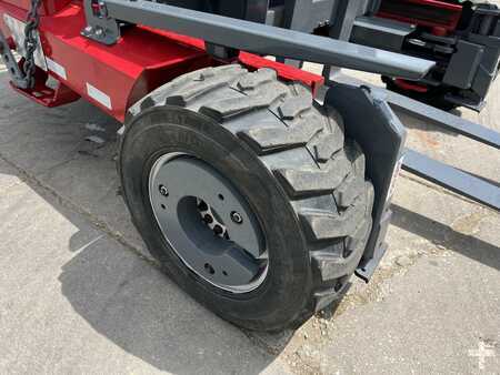 Carretilla autoportante 2013  Moffett M55.4 (6)