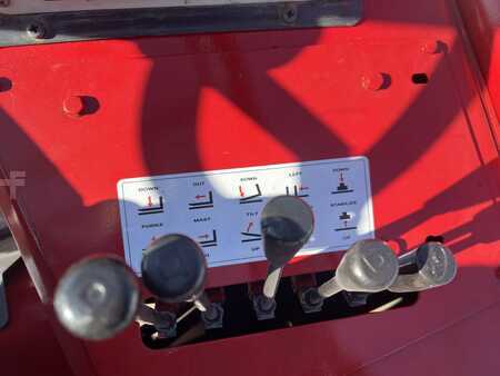 Carretilla autoportante 2014  Moffett M55 (21)