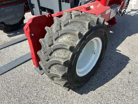 Carretilla autoportante 2006  Moffett M55 (9)