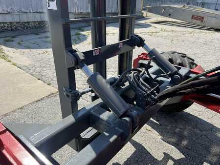 Truck Mounted Forklift 2006  Moffett M55 (7)